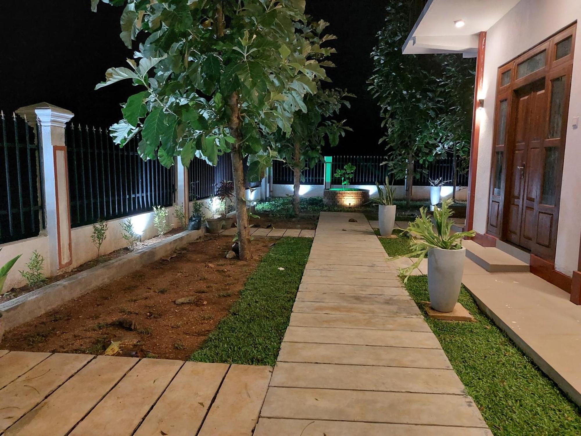 Green Shield Resort Anuradhapura Camera foto